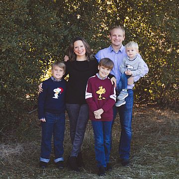 Dina Frisella Zumwalt '96 Family